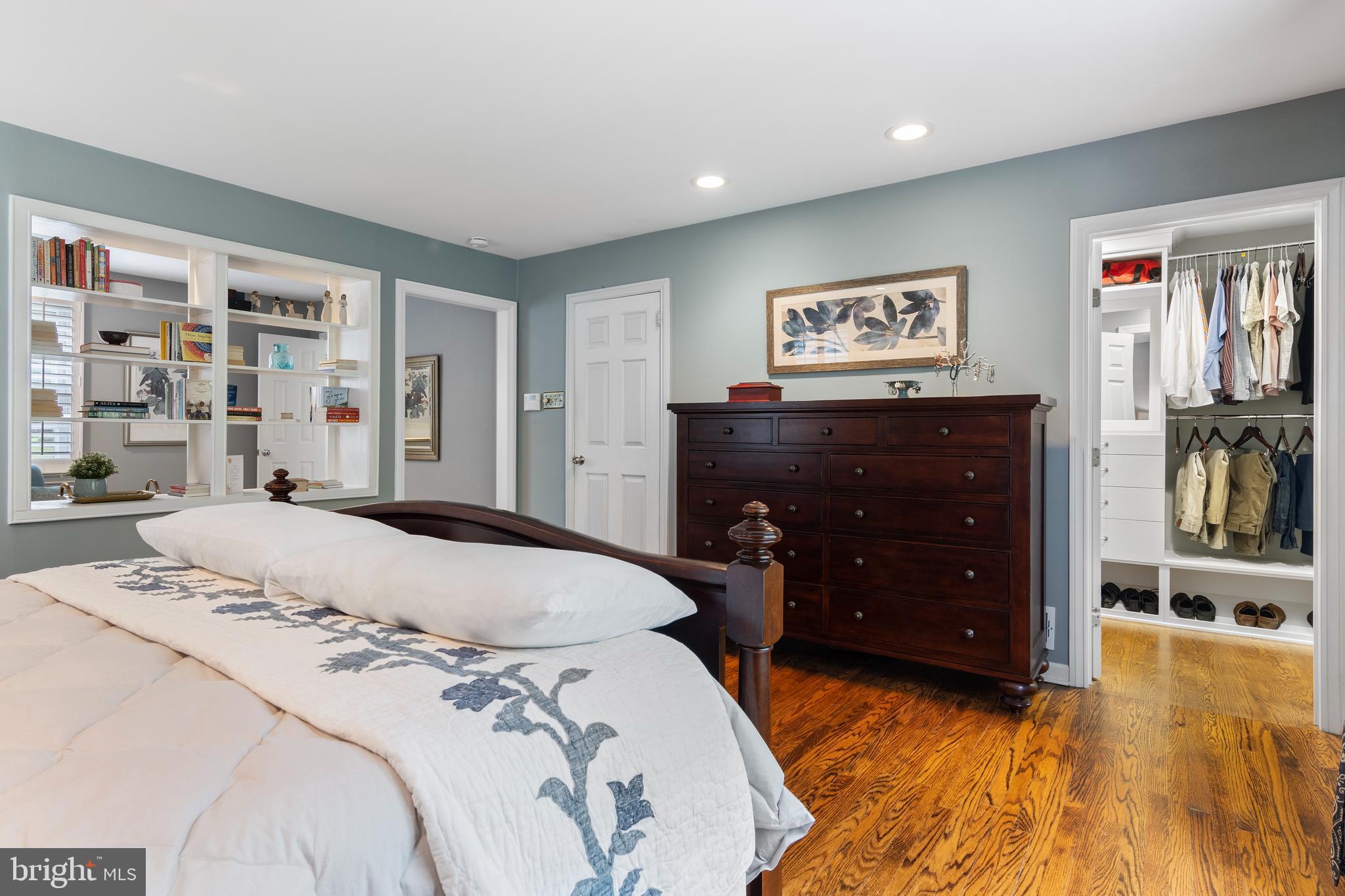 THE WOODS - Residential