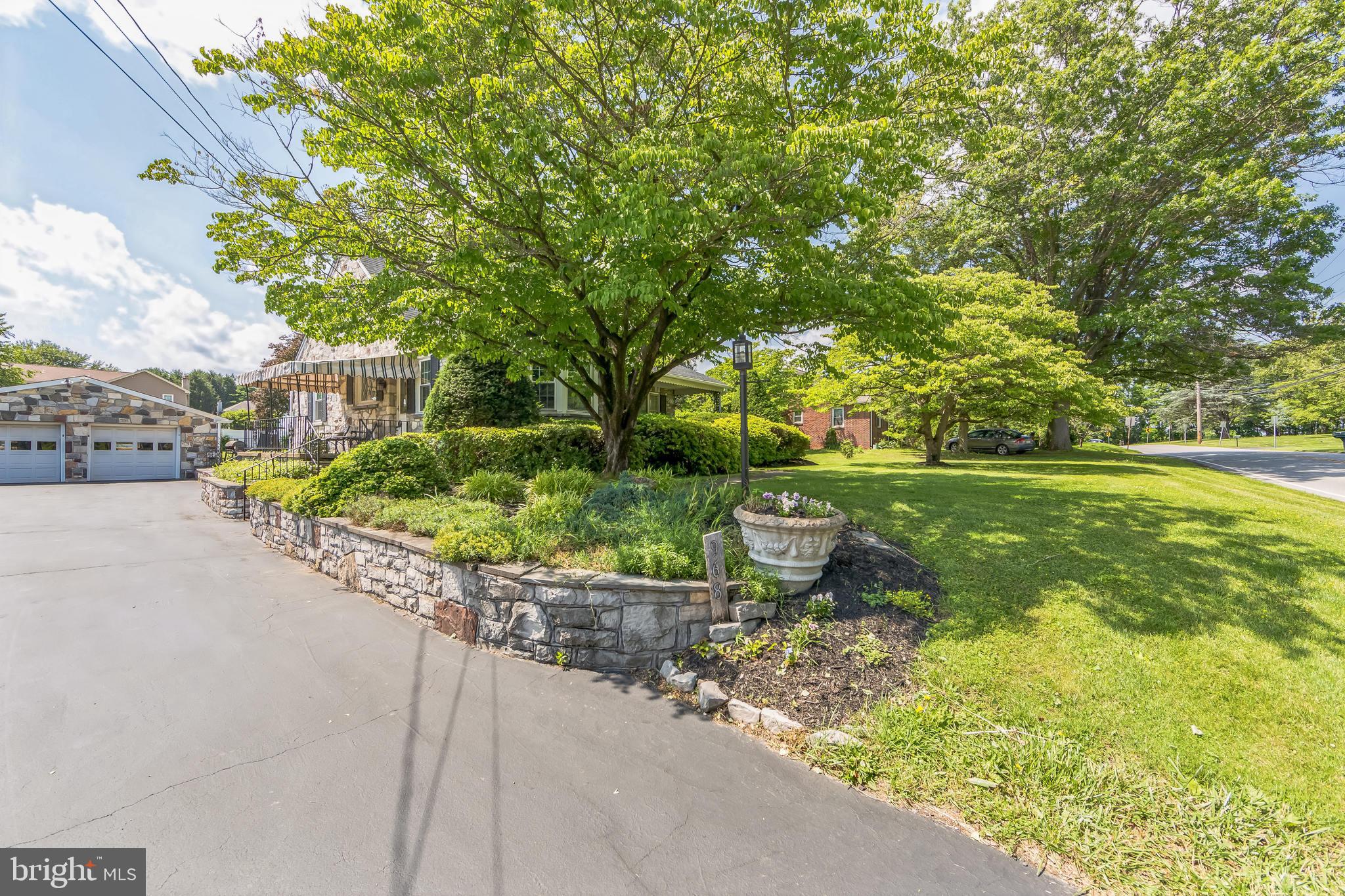 968 BLACK ROCK ROAD
