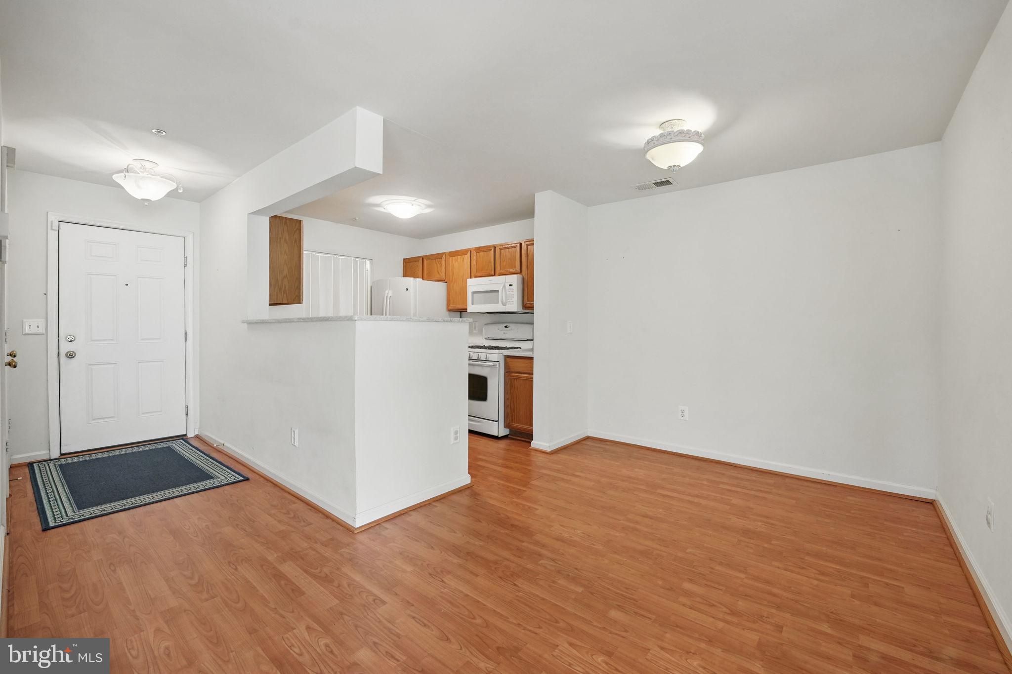 14162 CUDDY LOOP 102