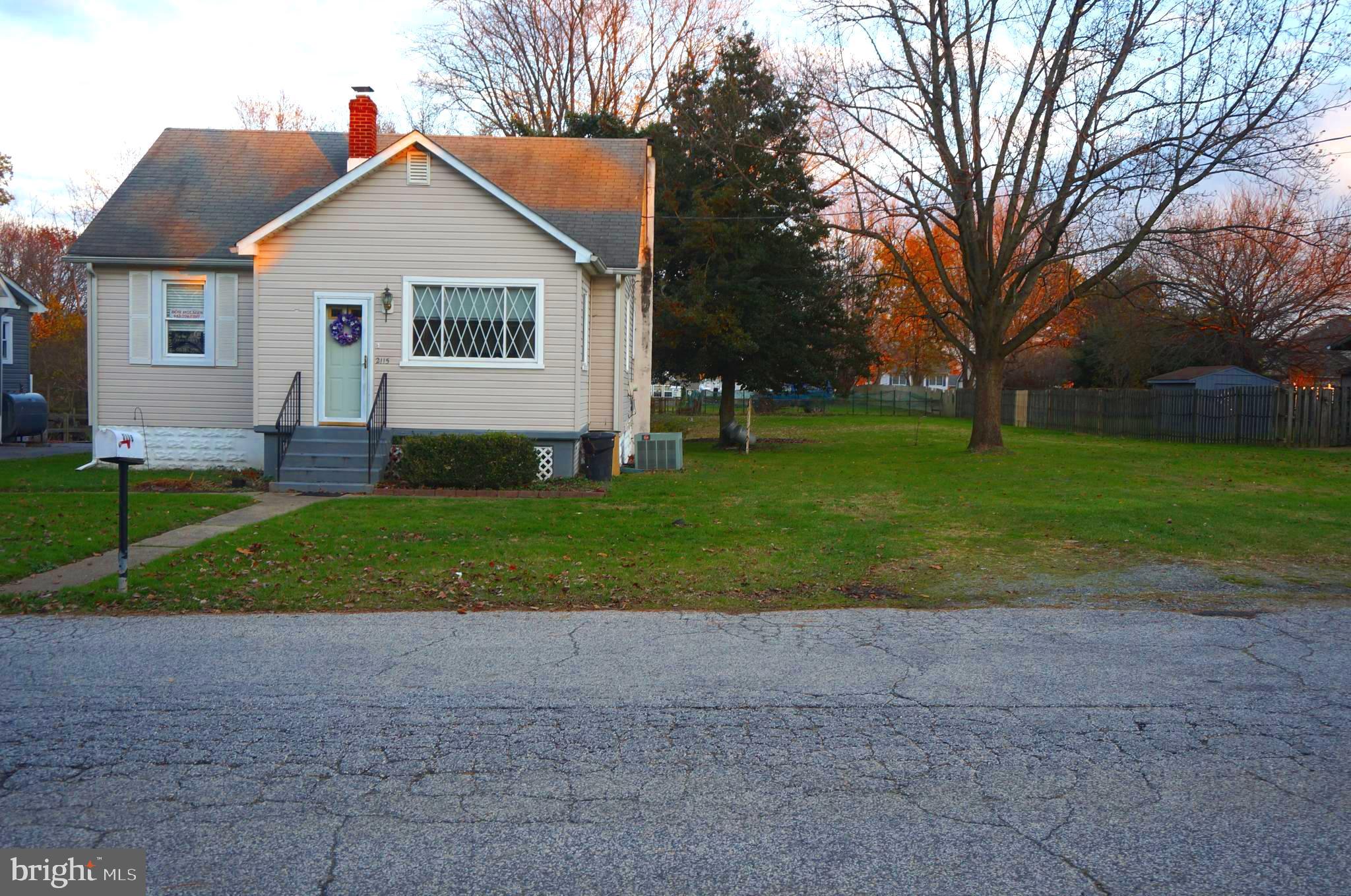 EDGEMERE/SPARROWS POINT - Residential