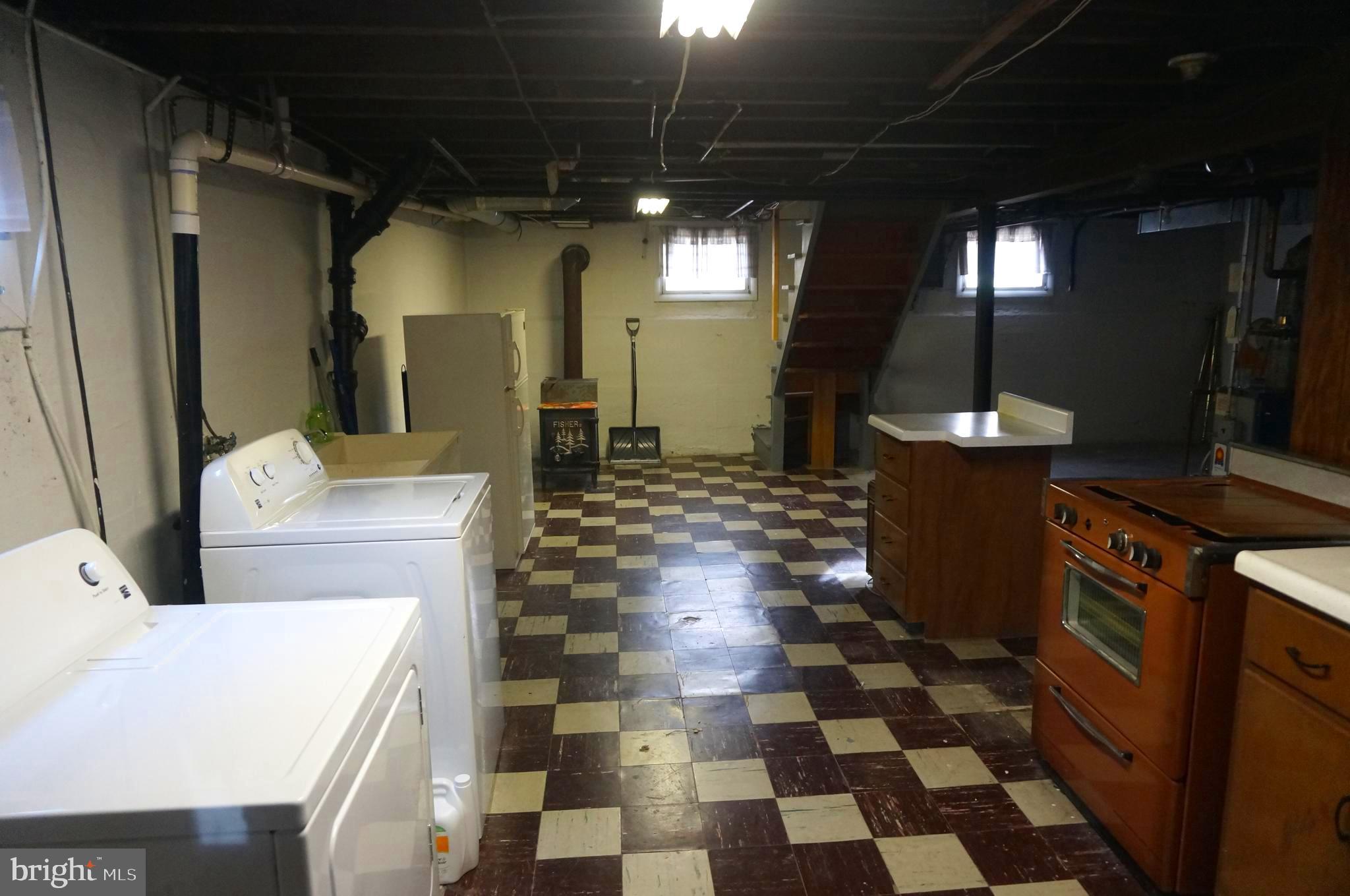 EDGEMERE/SPARROWS POINT - Residential