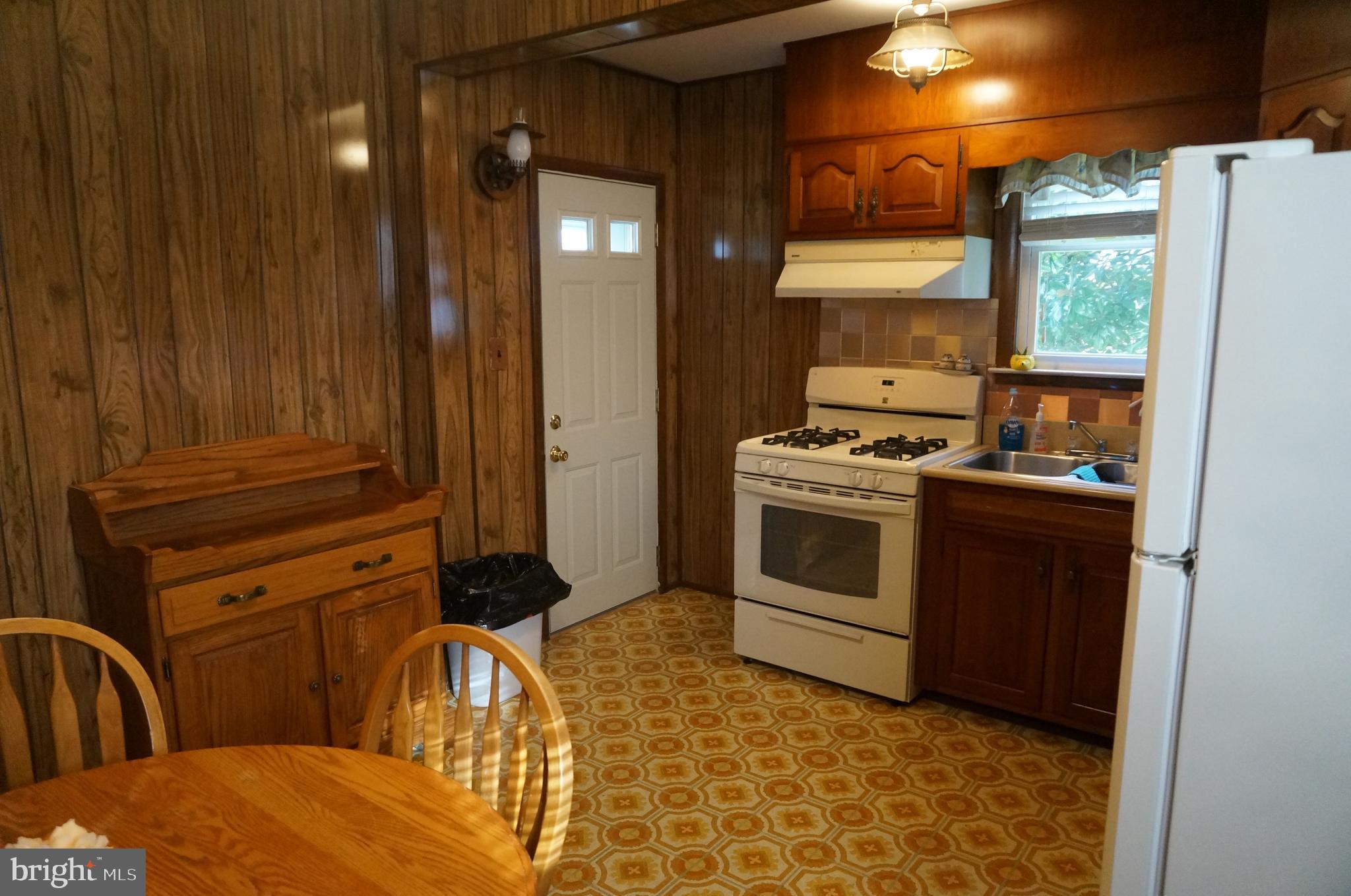 EDGEMERE/SPARROWS POINT - Residential