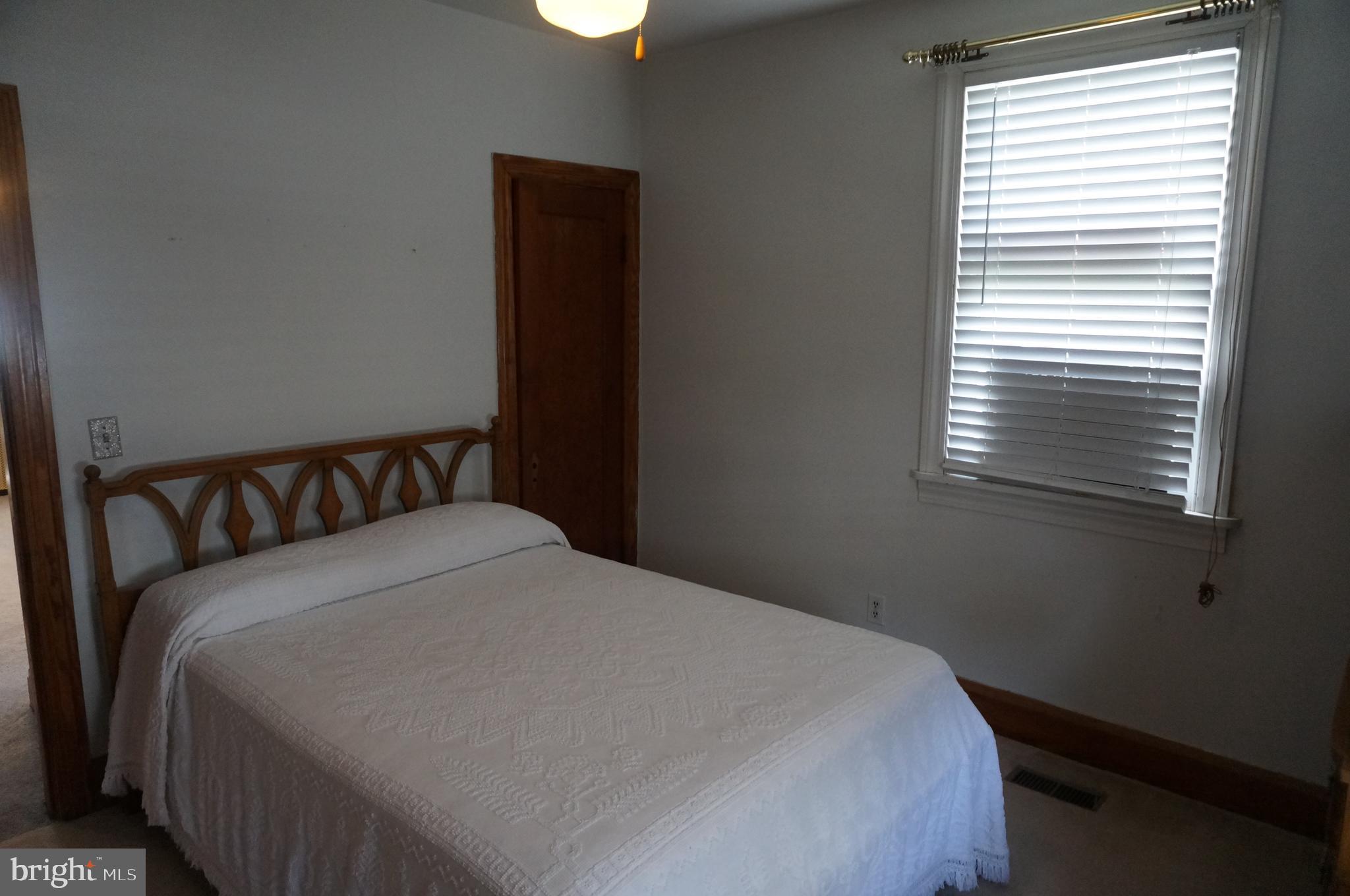 EDGEMERE/SPARROWS POINT - Residential