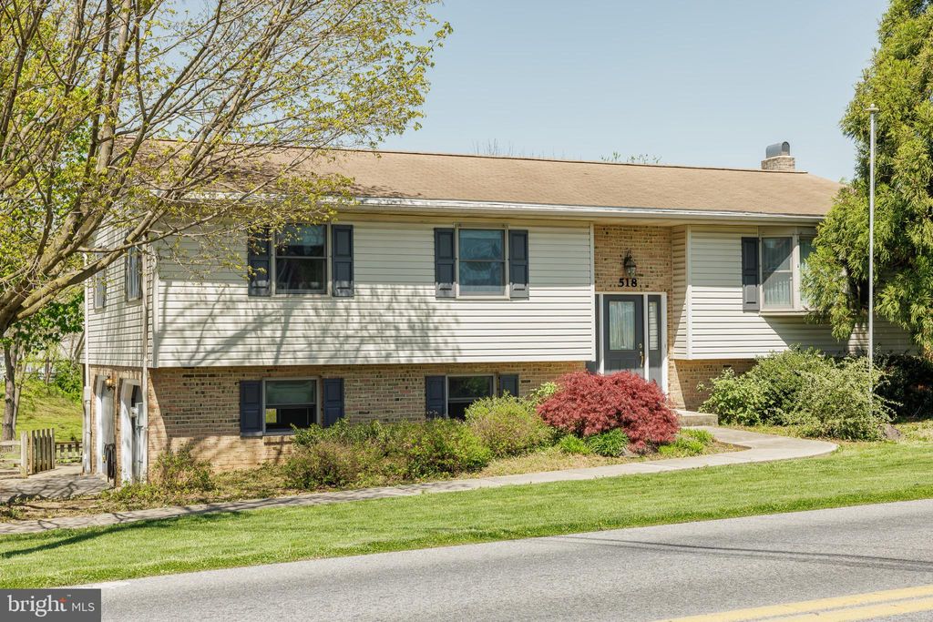 Photo of 518 W Trout Run Road, Ephrata, PA 17522 (MLS # PALA2050298)