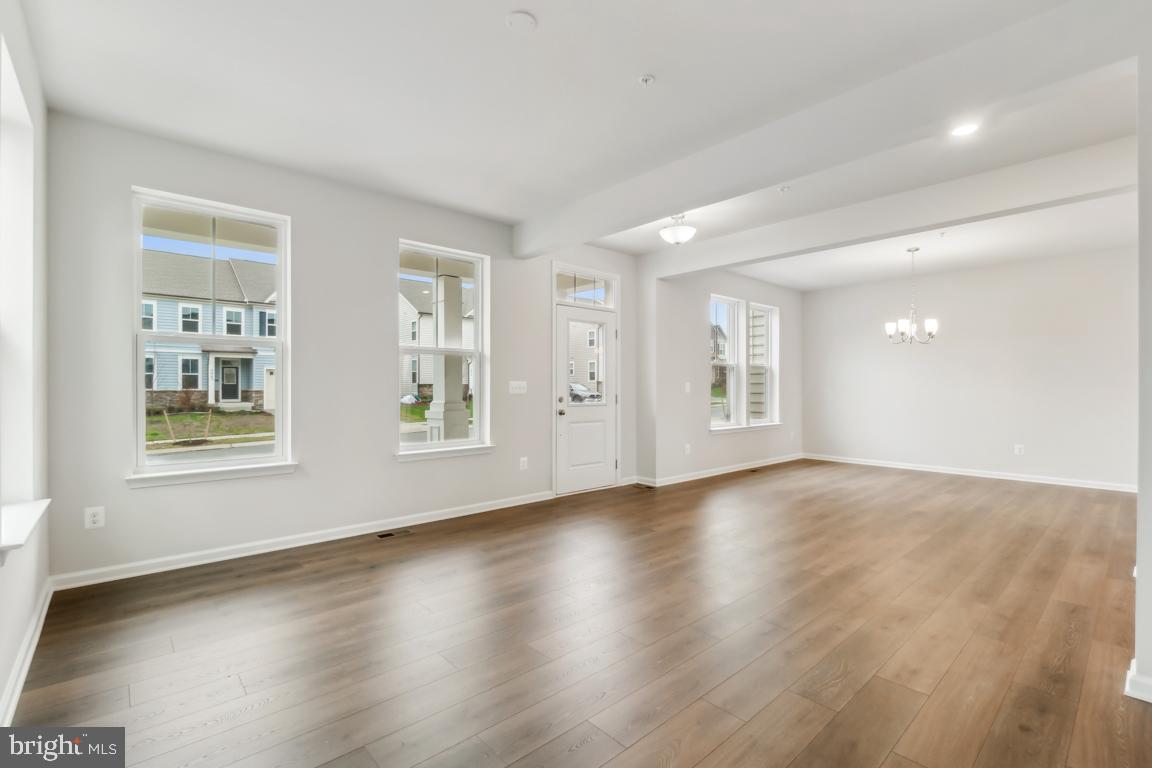 9862 SELKIE LANE