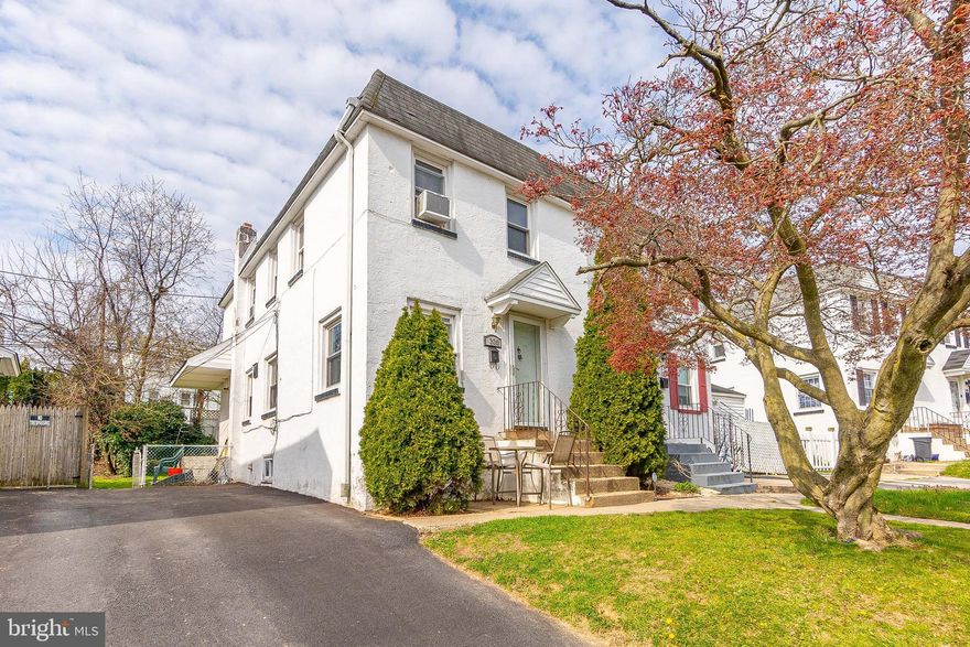 Welcome to 235 Crum Creek Drive, a charming 3-bedroom, 1-bathroom twin nestled in the heart of Woodlyn. Step inside and be greeted by the cozy living room featuring wall-to-wall carpeting. Adjacent is the dining room, providing ample space for family meals and gatherings. The kitchen boasts classic wooden cabinets, complemented by durable formica countertops and a convenient single sink. A door leads from the kitchen to the yard, offering easy access for outdoor activities and relaxation.Venture to the upper level where you'll find the primary bedroom adorned with gleaming hardwood floors. A full bathroom with a tub/shower serves the upper level along with two additional bedrooms, each offering hardwood floors and plenty of natural light. The basement presents an opportunity for customization, whether you choose to finish it to your liking for additional living space or leave it as is for all of your storage needs. Conveniently located near major roadways, parks, shopping centers, and dining options, this home offers both comfort and convenience! Don't miss out on the chance to make 235 Crum Creek Drive your new home!