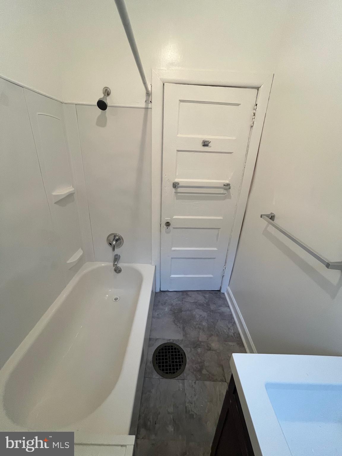 COBBS CREEK - Residential Lease