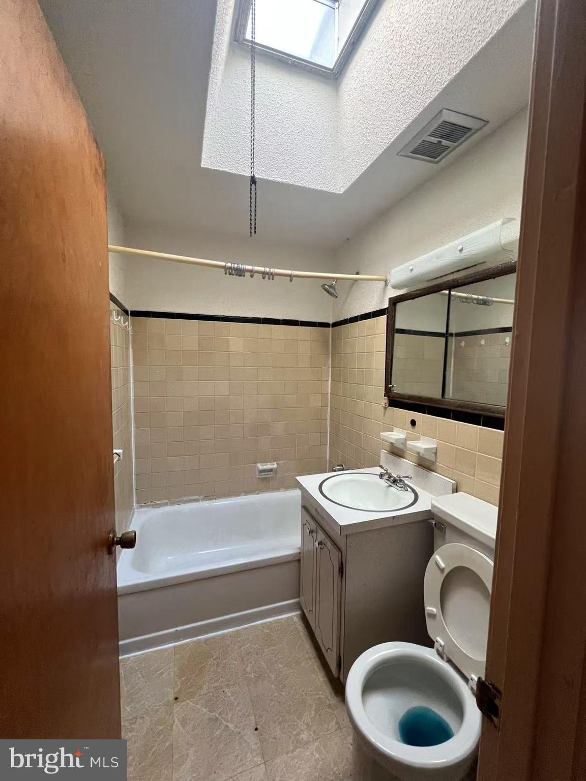 MAYFAIR - Residential