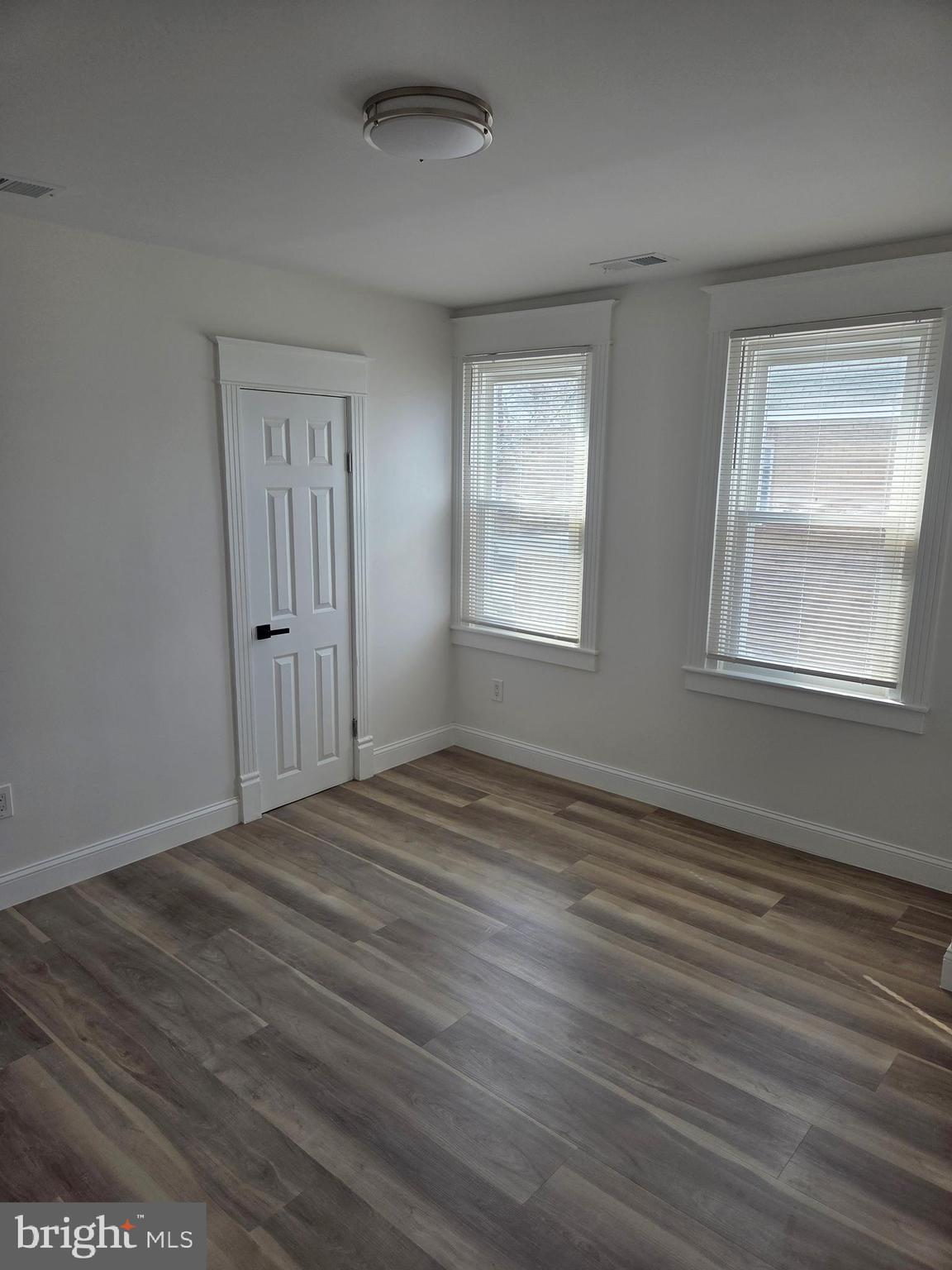 MAYFAIR - Residential