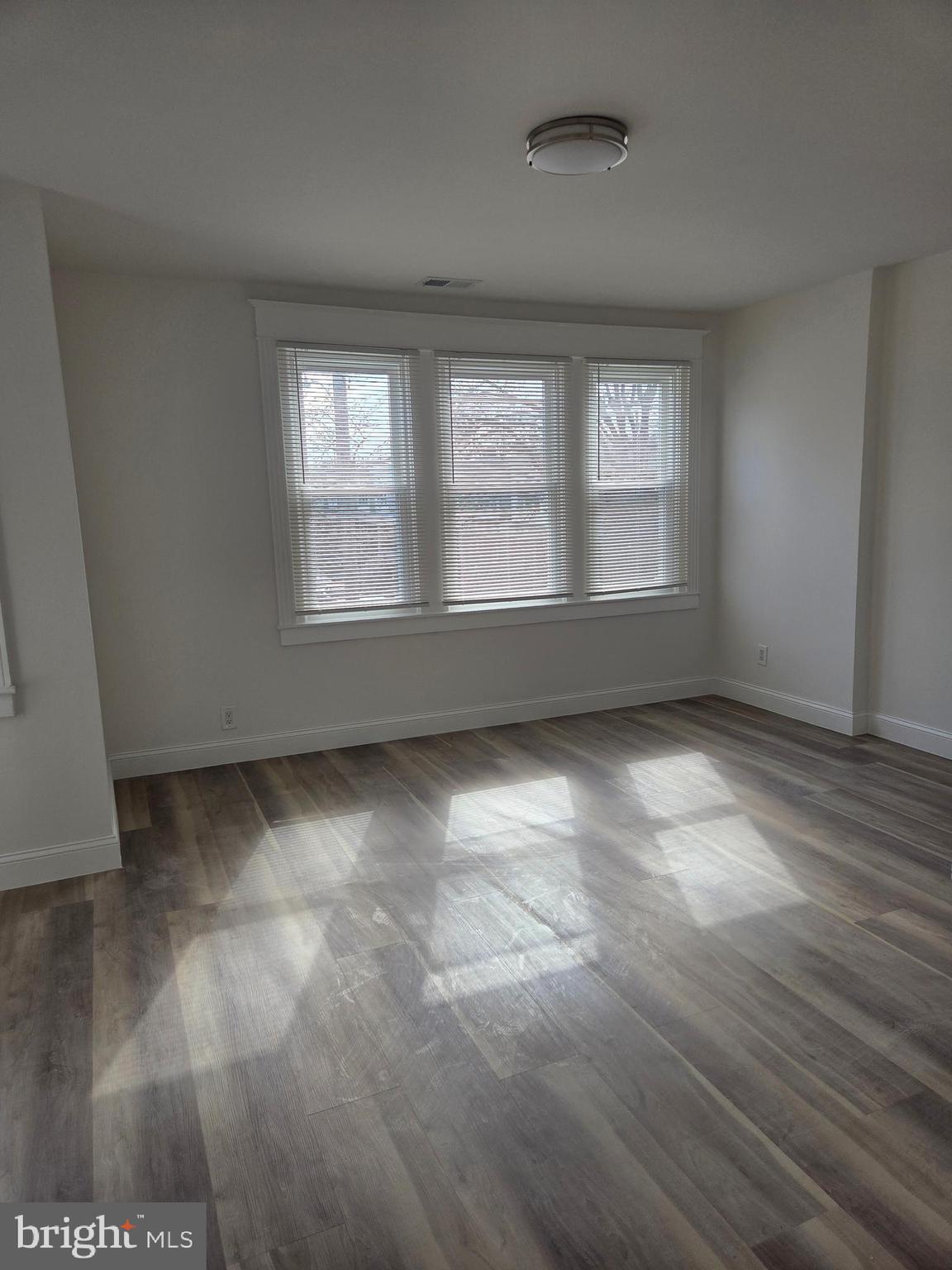 MAYFAIR - Residential