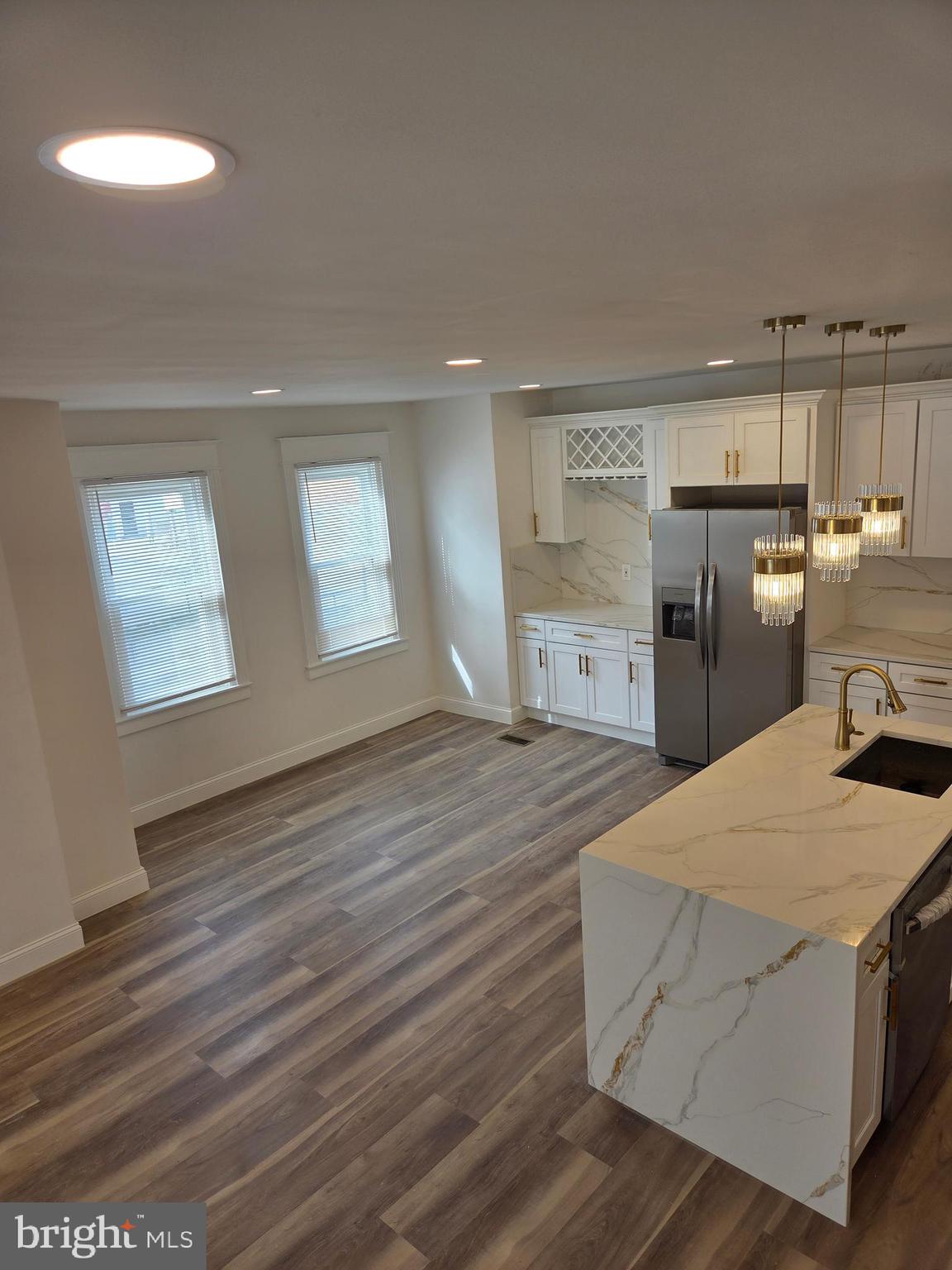 MAYFAIR - Residential