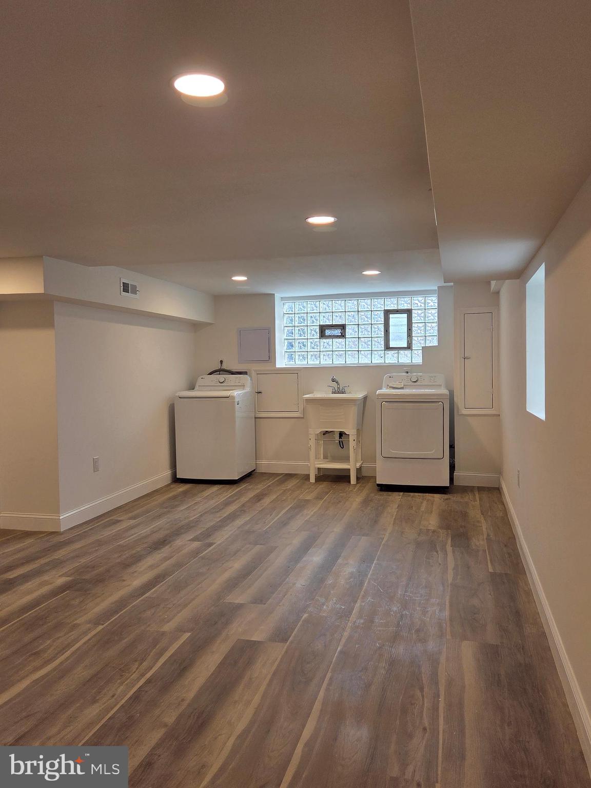 MAYFAIR - Residential