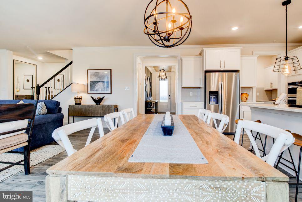 STONEGATE - Residential