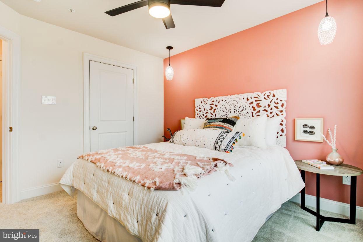 STONEGATE - Residential