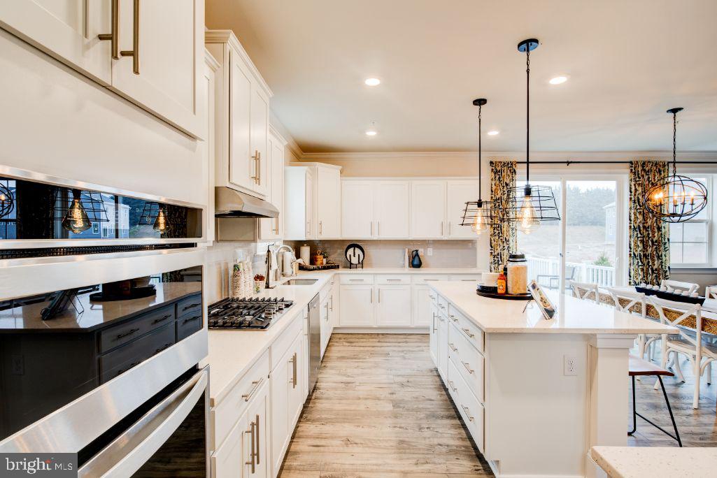 STONEGATE - Residential