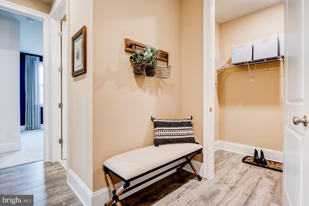 STONEGATE - Residential