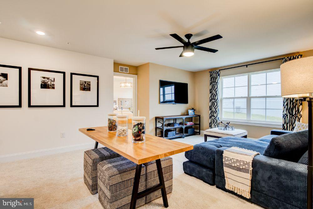 STONEGATE - Residential