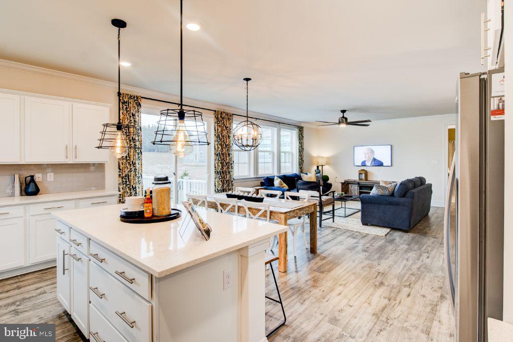 STONEGATE - Residential