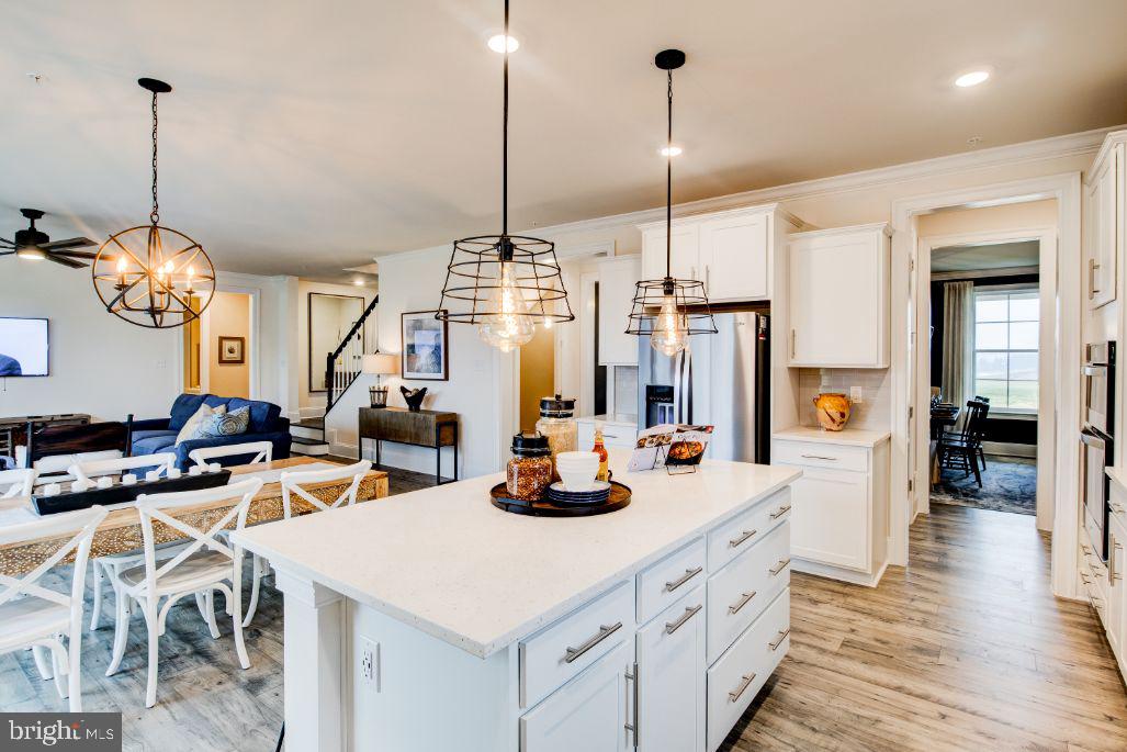 STONEGATE - Residential