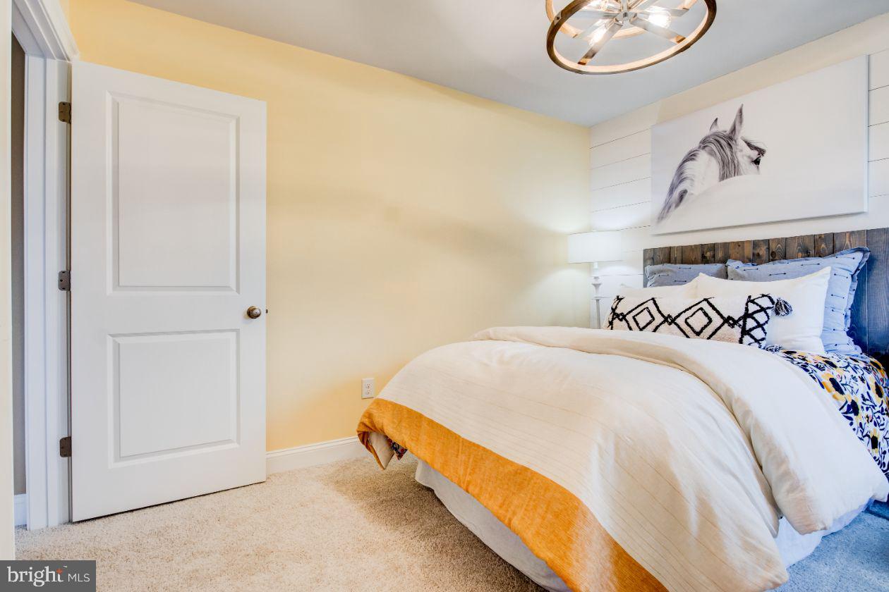 STONEGATE - Residential