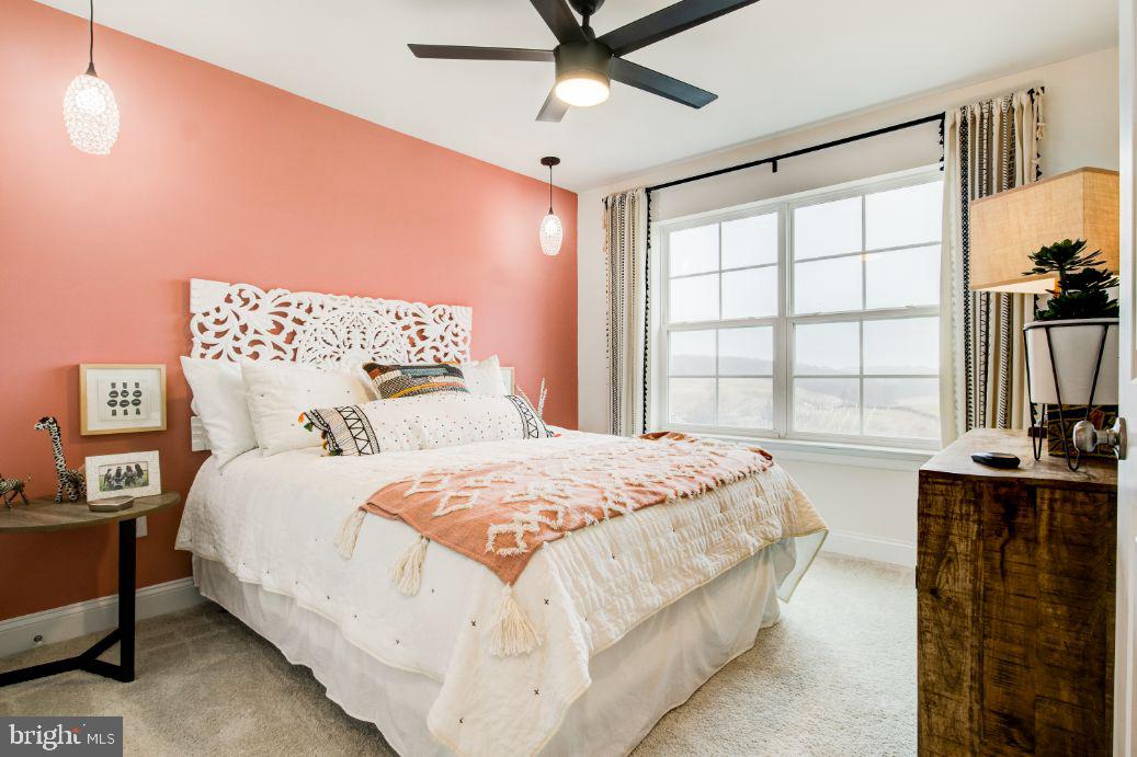 STONEGATE - Residential