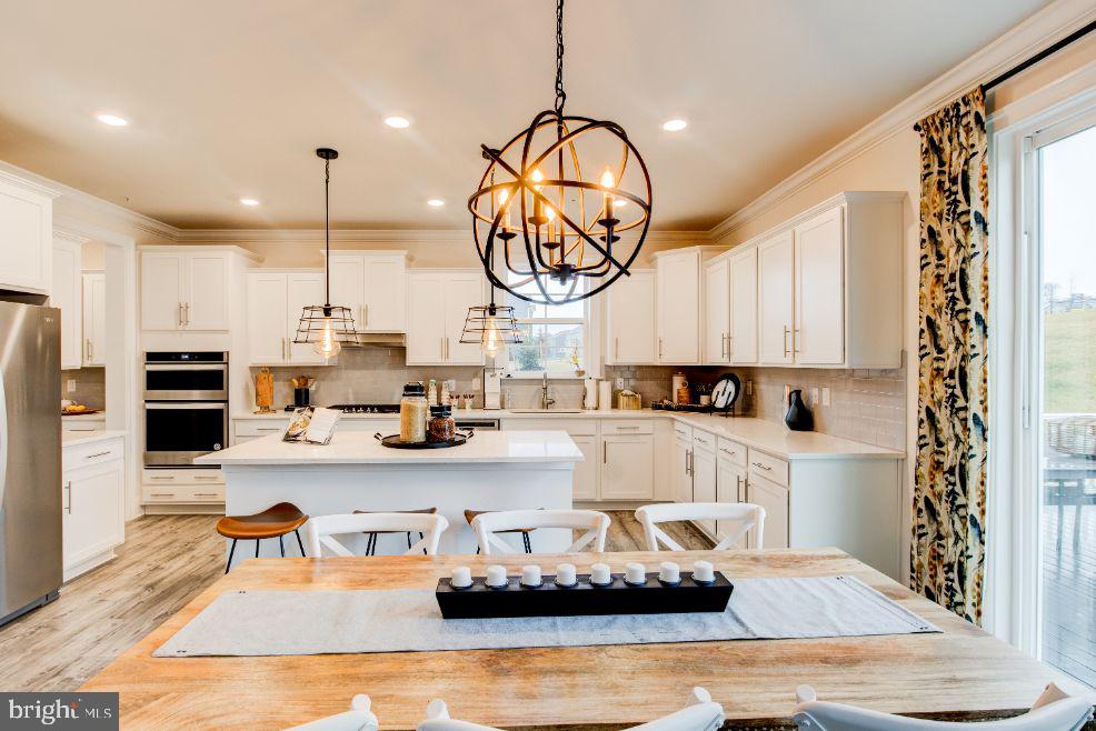 STONEGATE - Residential