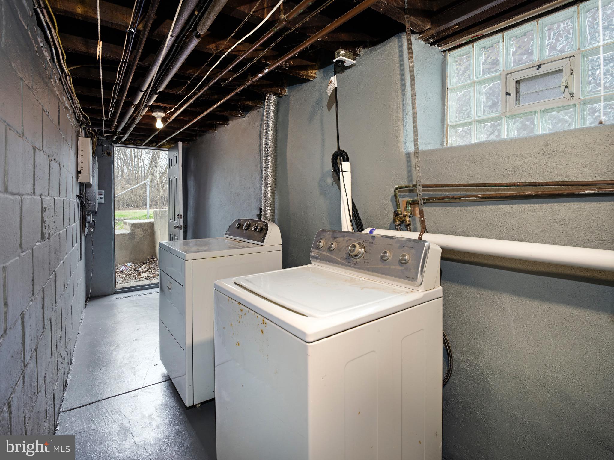 COBBS CREEK - Residential