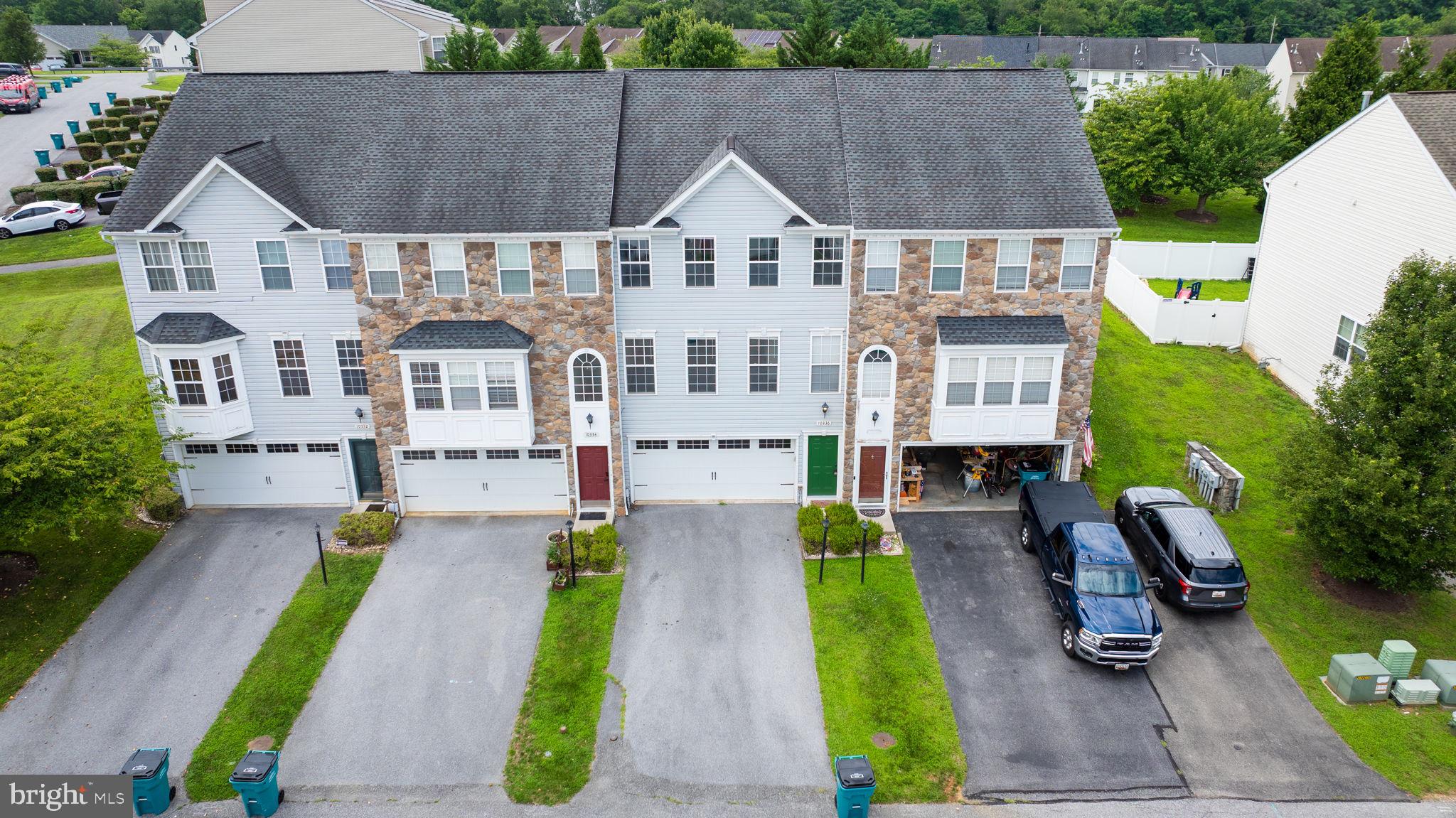 CARRIAGE HILL - Residential