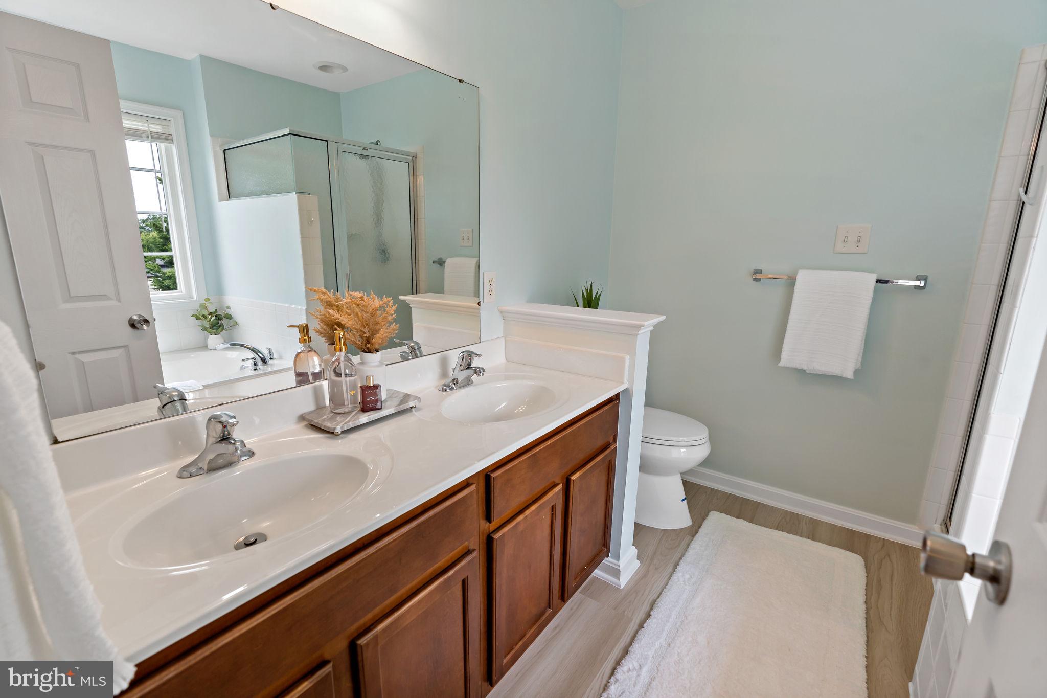 CARRIAGE HILL - Residential