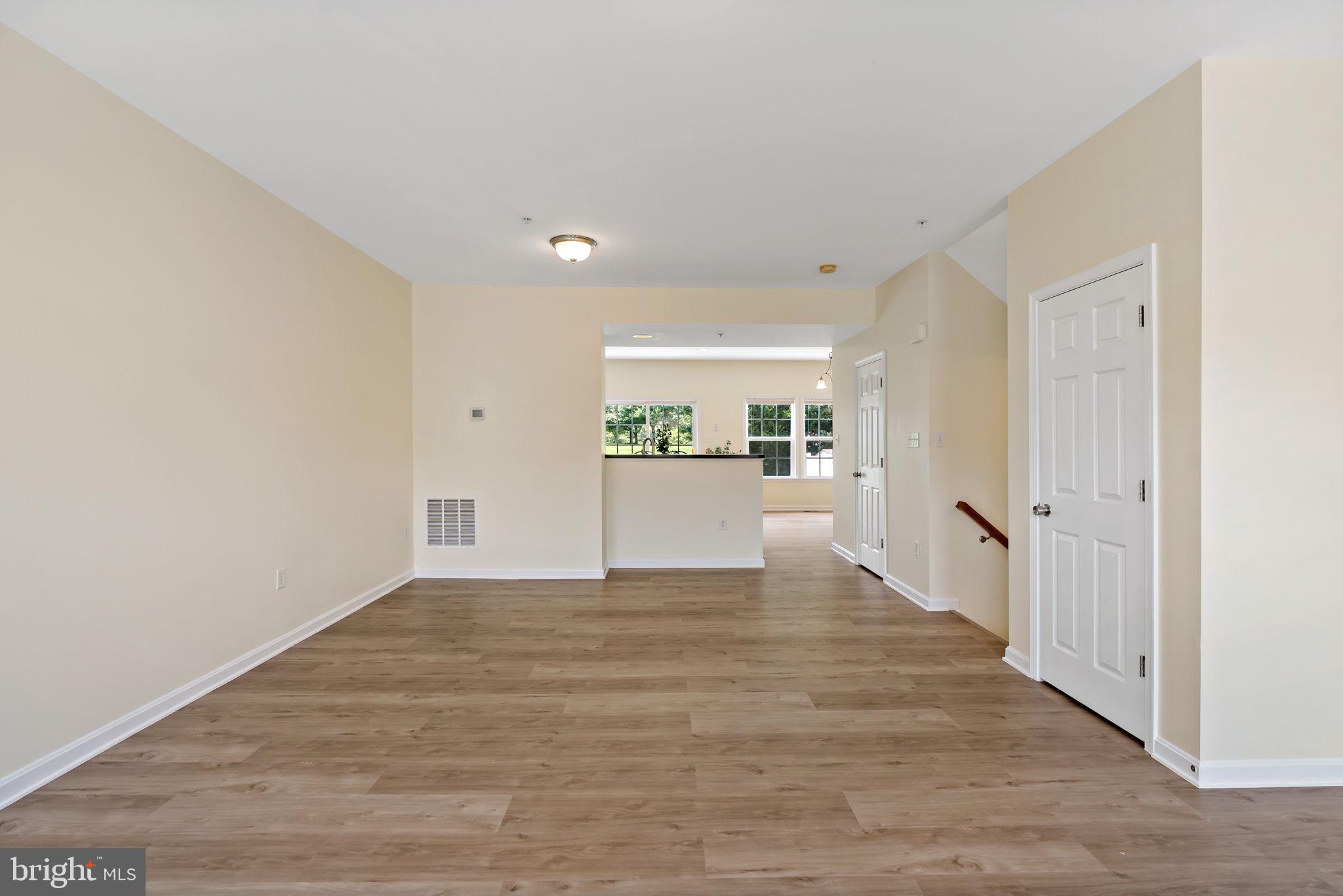 CARRIAGE HILL - Residential