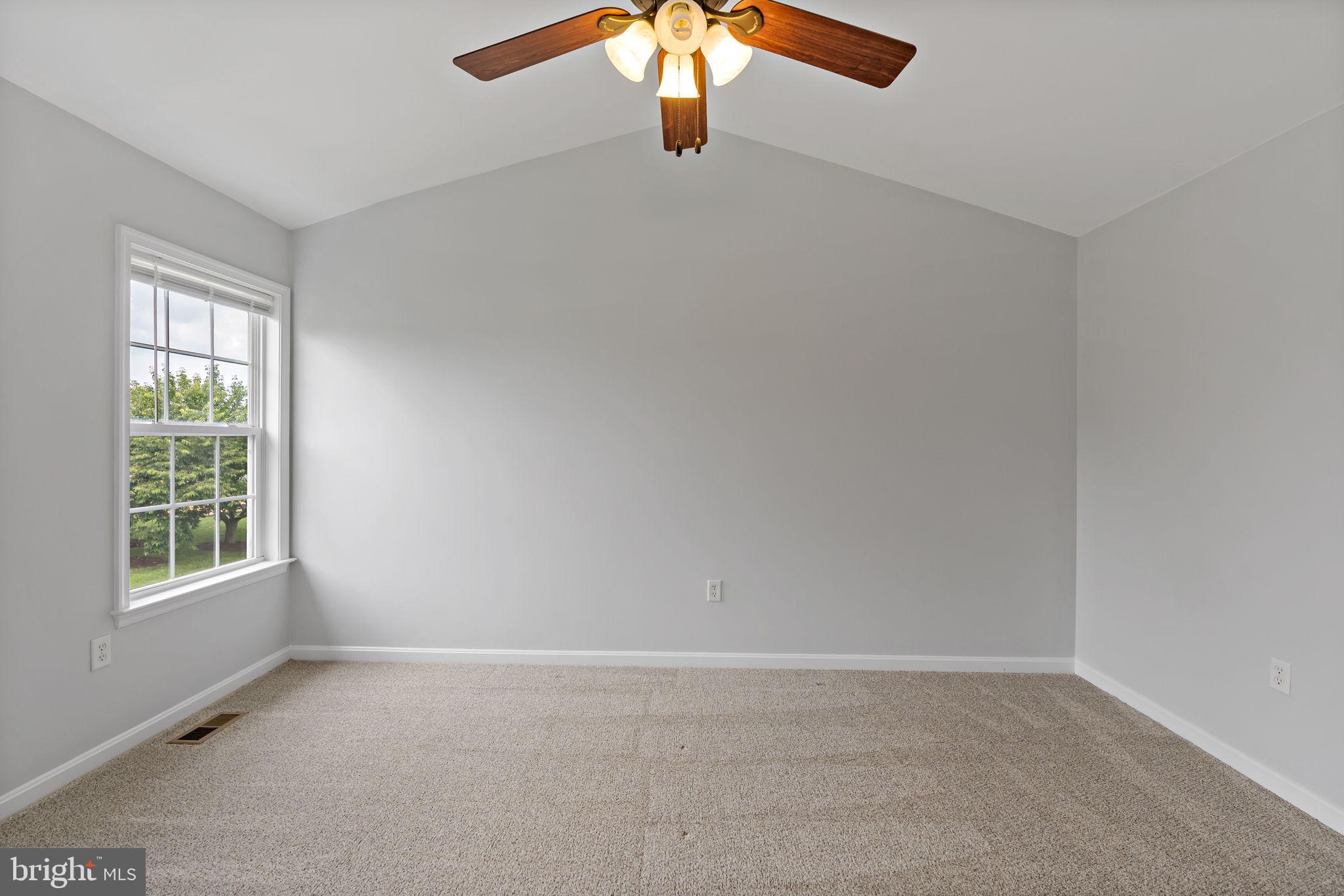 CARRIAGE HILL - Residential