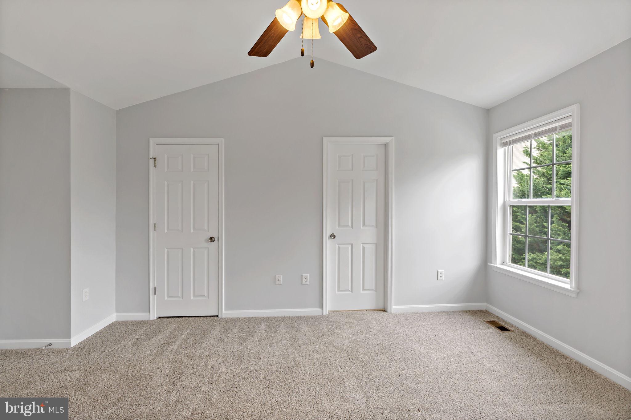 CARRIAGE HILL - Residential