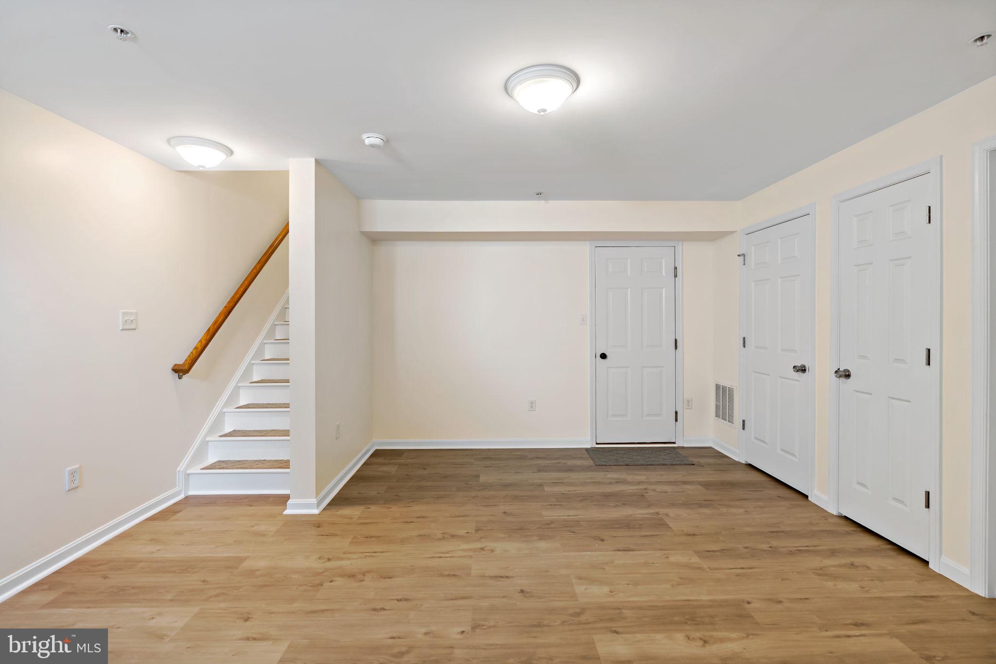 CARRIAGE HILL - Residential