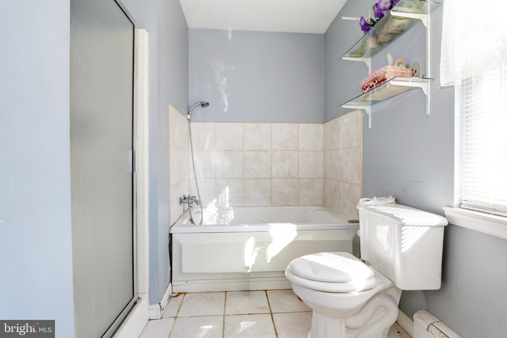 2040 HAMILTON AVENUE