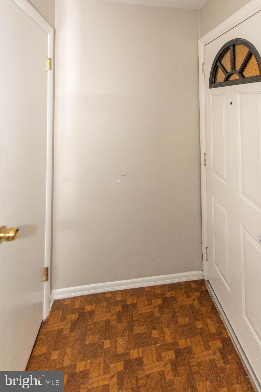 ROSEMONT EAST - Residential