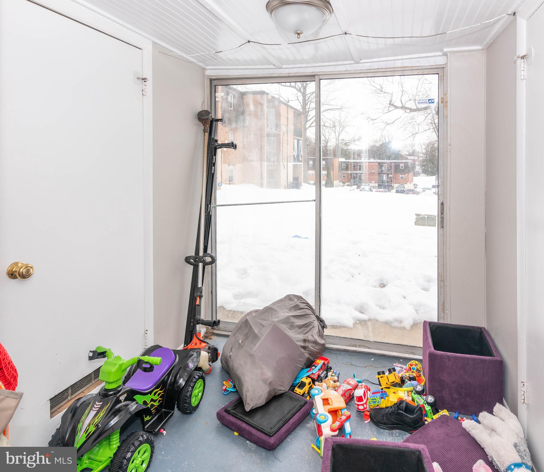 ROSEMONT EAST - Residential