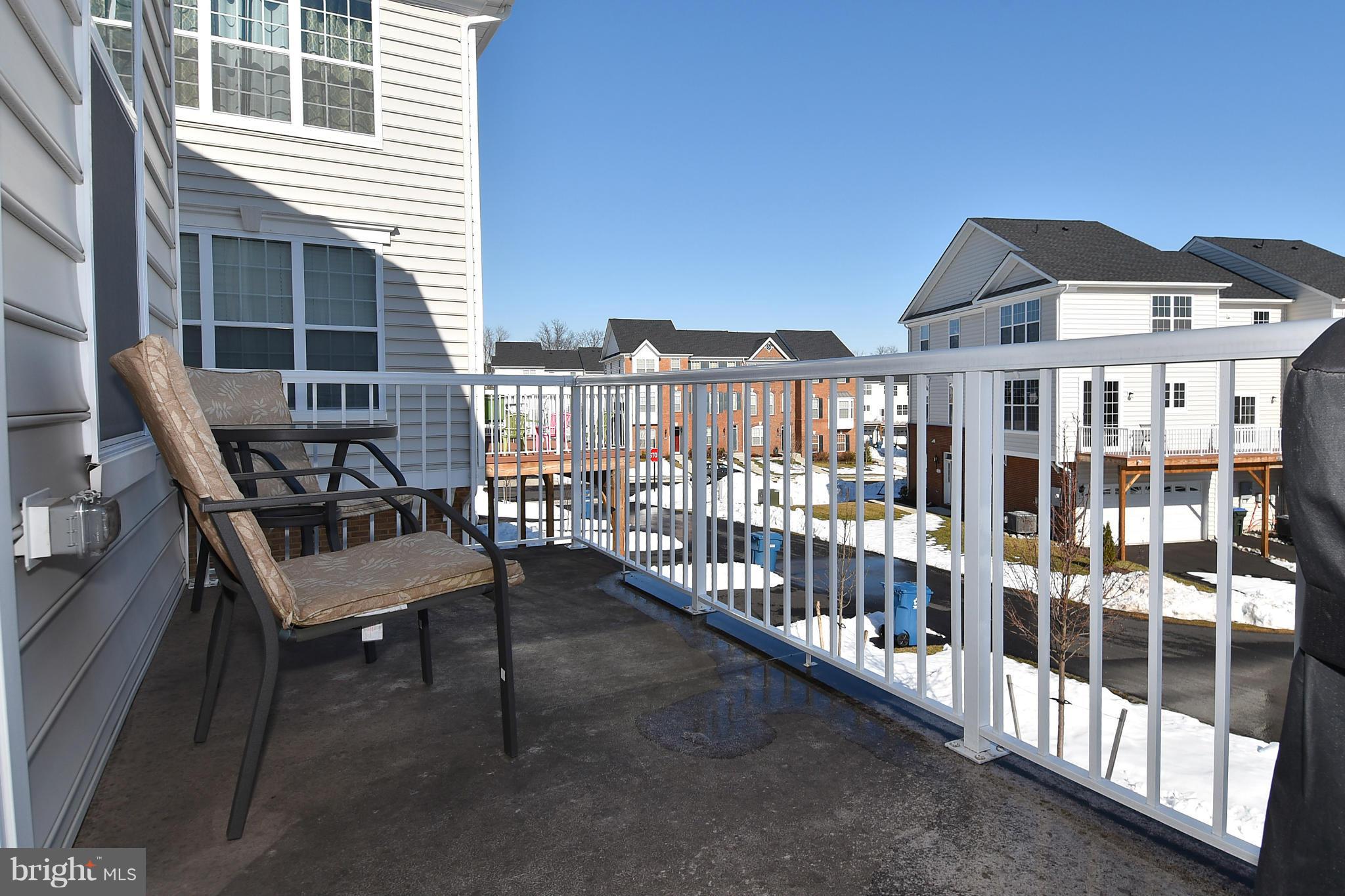 LOUDOUN VALLEY ESTATES 2 - Residential Lease