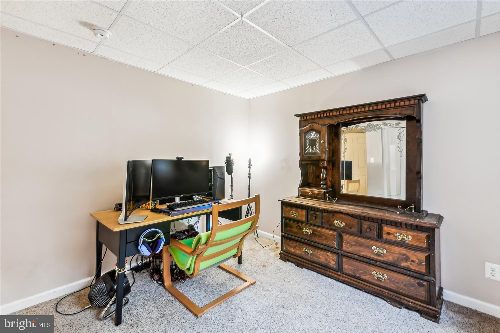 OAKS OF HARFORD - Residential