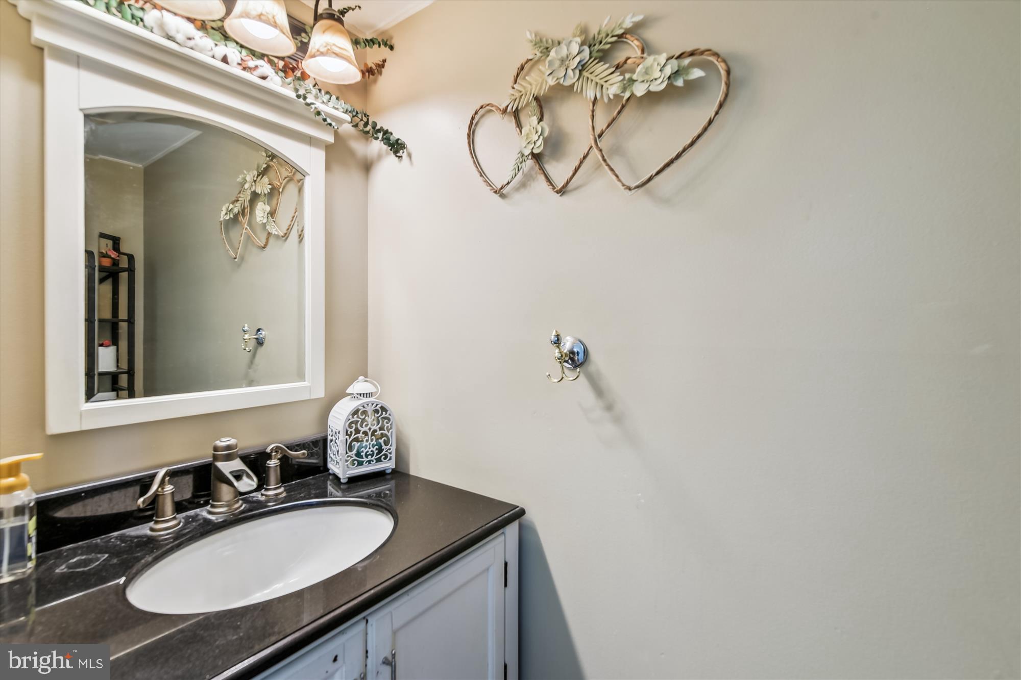 OAKS OF HARFORD - Residential