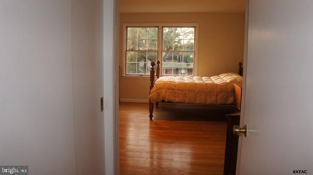 STRATHCONA HILLS - Residential
