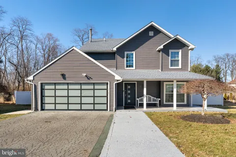 56 Country Lane Drive, Philadelphia, PA MLS: PAPH2456874