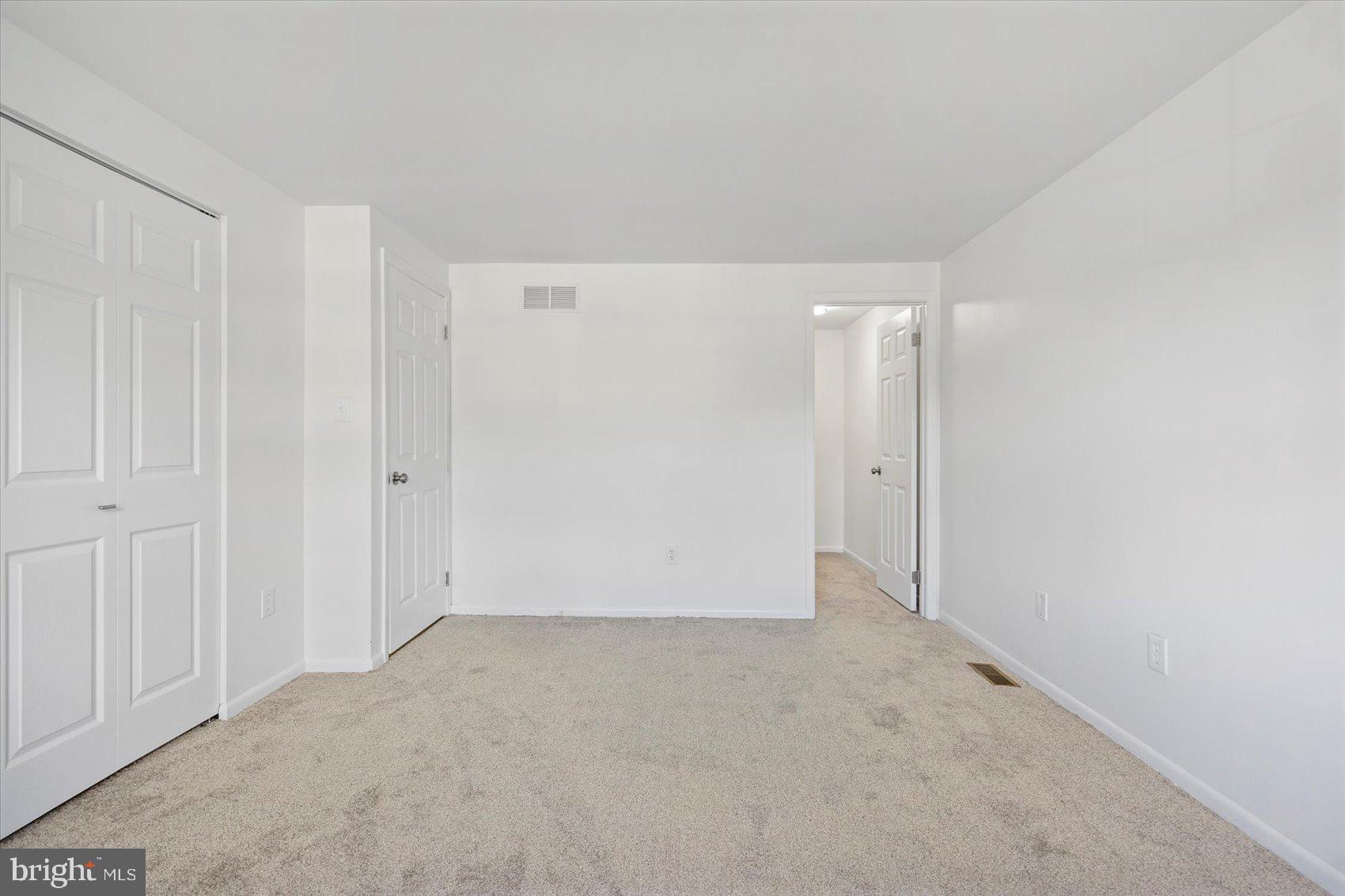 BARRINGTON - Residential