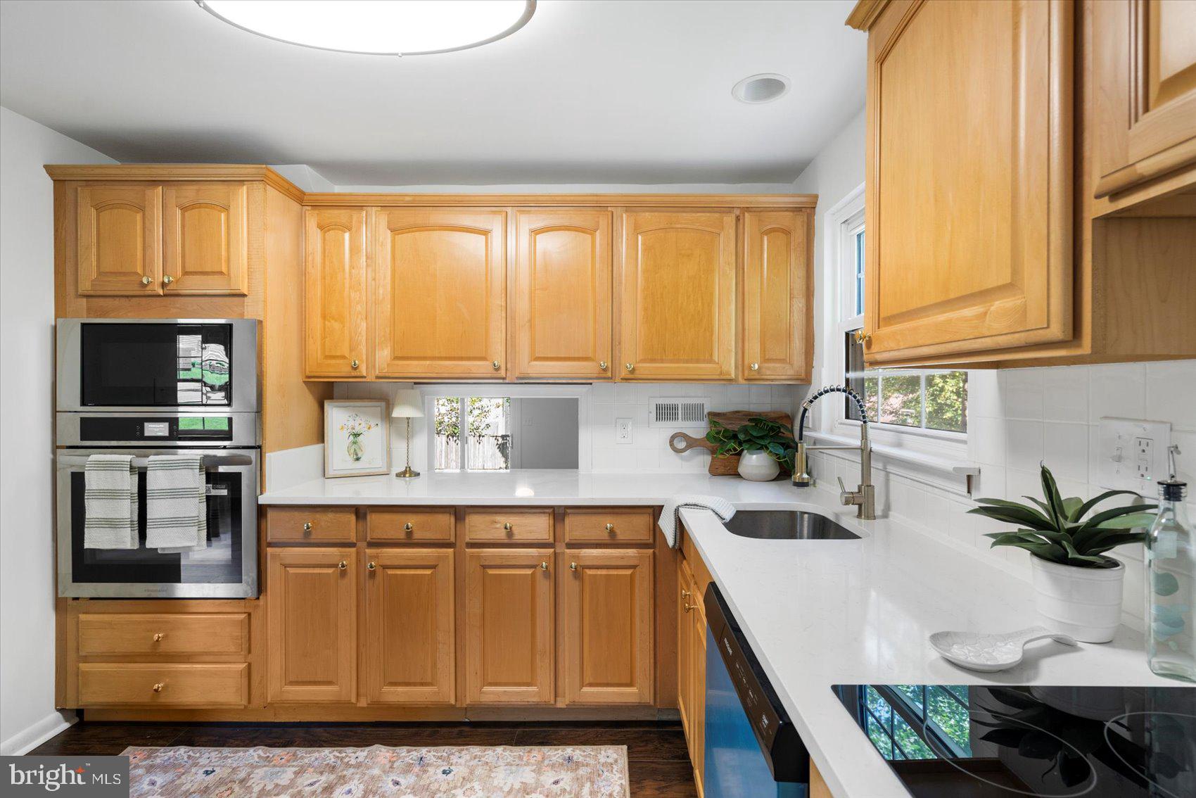 BARRINGTON - Residential