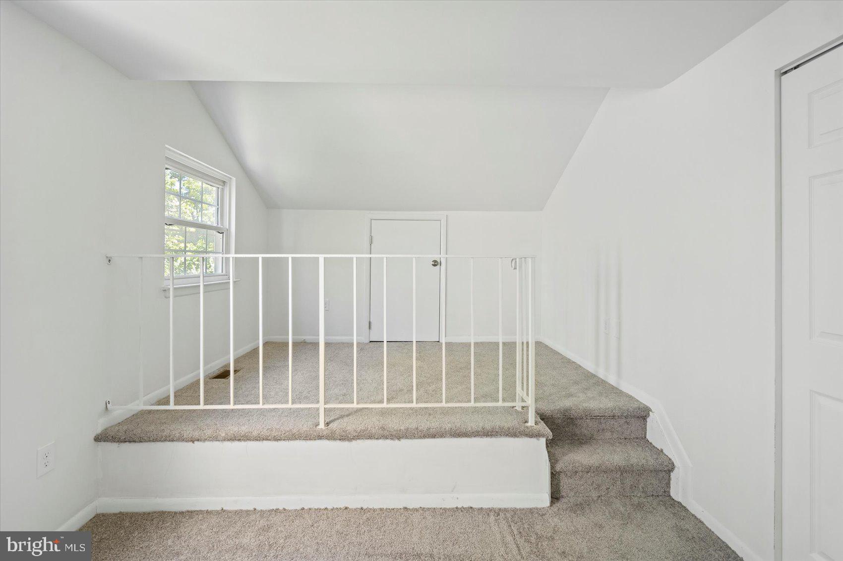 BARRINGTON - Residential