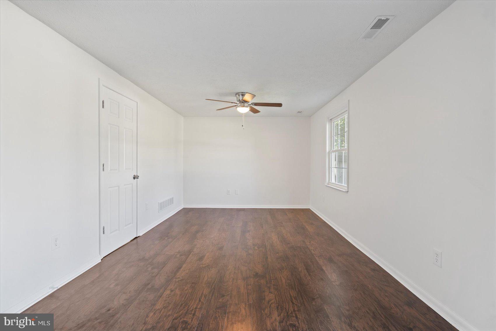 BARRINGTON - Residential