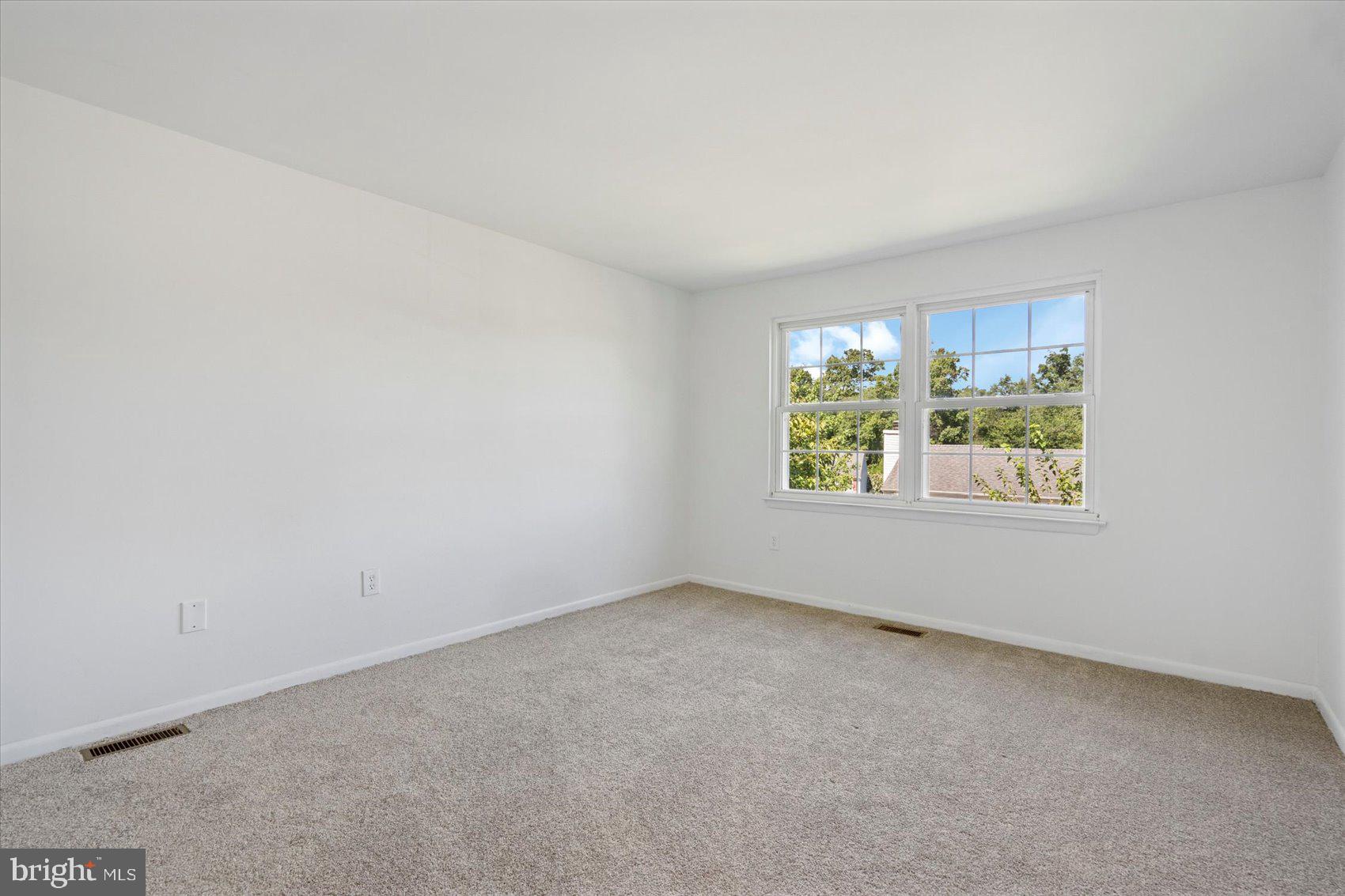 BARRINGTON - Residential