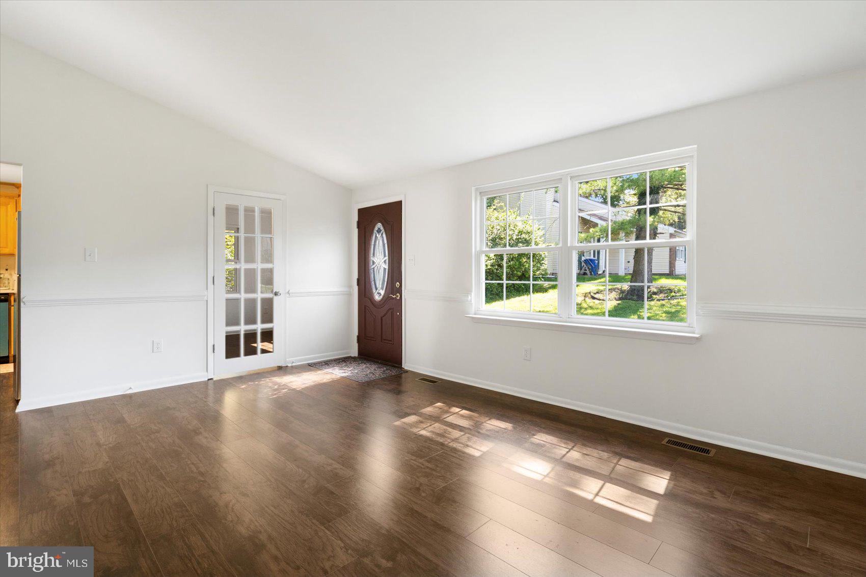 BARRINGTON - Residential