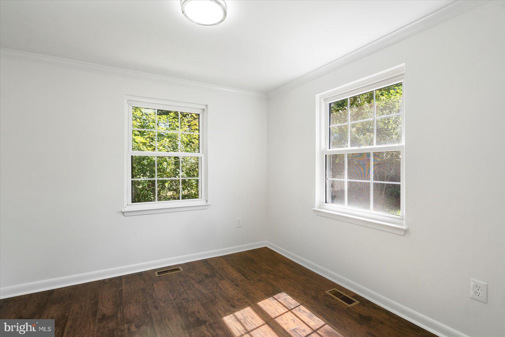 BARRINGTON - Residential