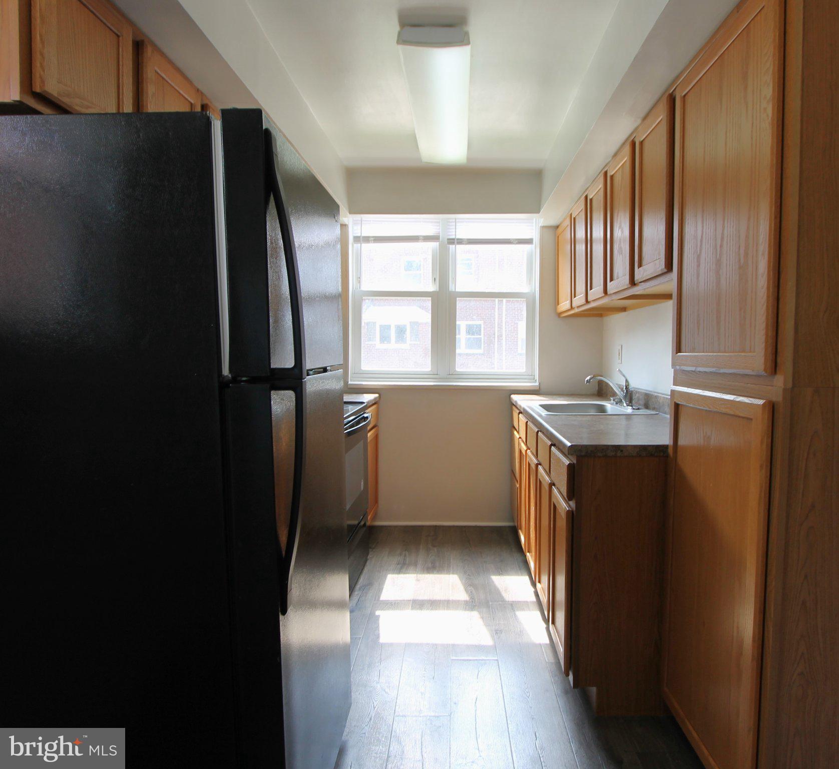 510 S PLEASANT PLACE 1ST