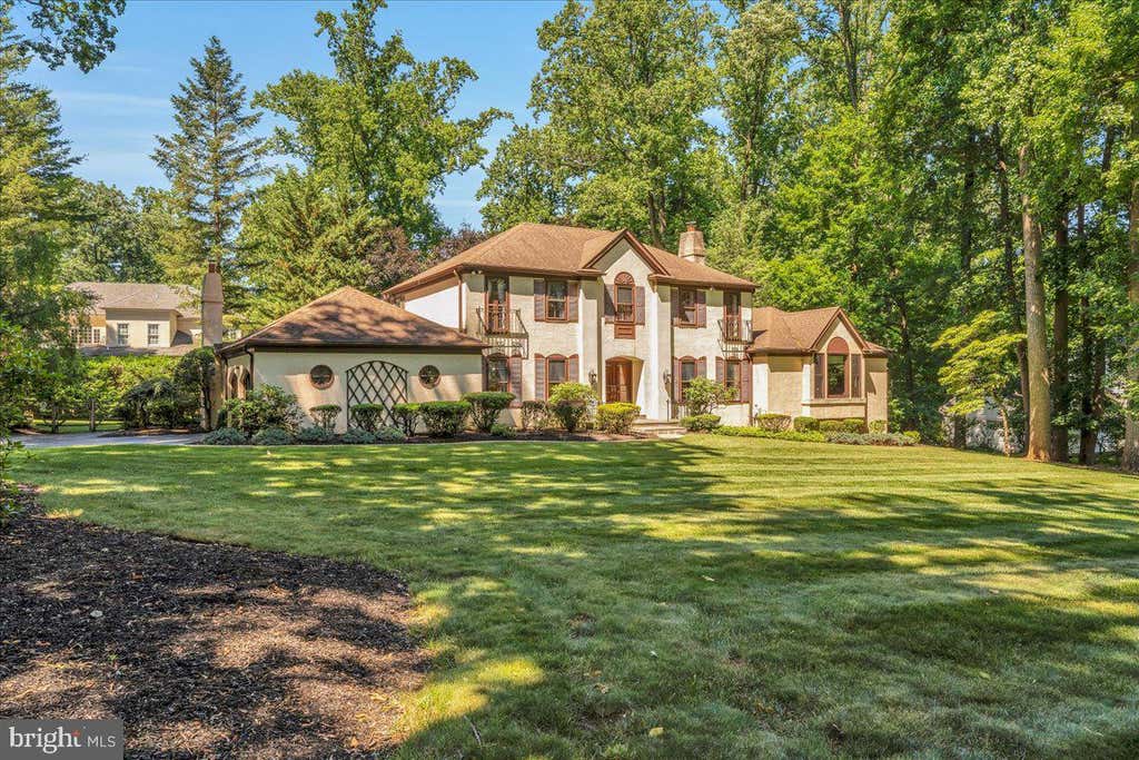 Photo of 4 Clayton Place, NEWTOWN SQUARE, PA 19073 (MLS # PADE2118380)